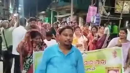ବାଣପୁର: ବାଲେଶ୍ୱର ଛାତ୍ରୀ ଆତ୍ମହତ୍ୟା ଘଟଣା, ବାଣପୁର ରେ ବିଜେଡି ପକ୍ଷରୁ କ୍ୟାଣ୍ଡେଲ ଶୋଭାଯାତ୍ରା।