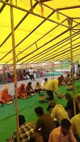 ग्राम बिलोदा में हुआ विशाल भंडारा गुरु जी की मूर्ति की स्थापना और पूजन महाराज श्री के द्वारा किया गया 
संतों का आगमन हुआ
