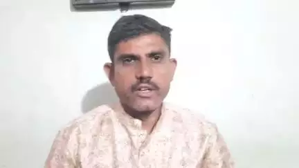 ચુડા: ચુડા શહેરમાં વિકાસ ના કામો તો અઢળક થયા પરંતુ હજુ બસ સ્ટેન્ડ થી   રેલવે સ્ટેશન સુધી ગ્રામ પંચાયત ની બસ સેવા શરૂ થઈ નહી