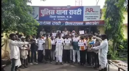 ताल: "नशे से दूरी है जरूरी"अभियान के तहत थाना परिसर और शासकीय कन्या हायर सेकेंडरी स्कूल रावटी मे नशा मुक्ति की शपथ दिलाई।