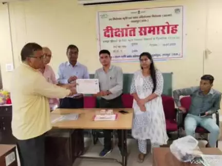 भरतपुर: कृषि आदान विक्रेताओं का एक वर्षीय डिप्लोमा का दीक्षांत समारोह कार्यक्रम आयोजित हुआ