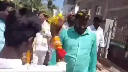 సత్యవేడు  ఎమ్మెల్యే అభివృద్ధి కార్యక్రమాల ప్రారంభోత్సవంలో డప్పులకు స్టెప్పులు వేసిన పెద్దమ్మ