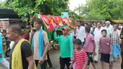 दनियावां: पूर्व मुखिया श्याम बाबू यादव का निधन, पंचायत में बेहतर कार्य के लिए राष्ट्रपति द्वारा सम्मानित