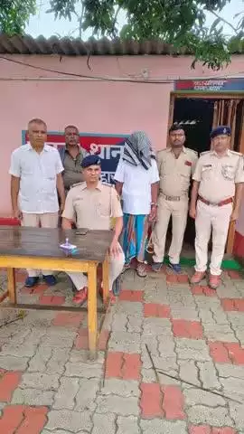 कटिहार जिला के कचना थाना कांड संख्या-41/25  के प्राथमिकी अभियुक्त (हत्याकांड में) मो मजीफुल को सिलीगुड़ी (बंगाल) से गिरफ्तार किया गया ।
