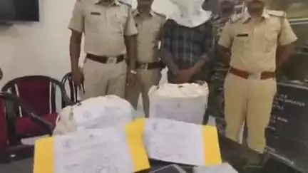 আলিপুরদুয়ার ১: ফালাকাটা থেকে গ্রেপ্তার প্রদীপ দাস কে জেল হেফাজতের নির্দেশ দিয়েছেন বিচারক