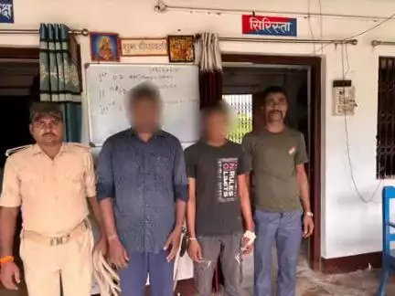 कटिहार जिला के बलिया बेलौन थानान्तर्गत कुल-16.54 लीटर विदेशी शराब के साथ 01 तस्कर गिरफ्तार I