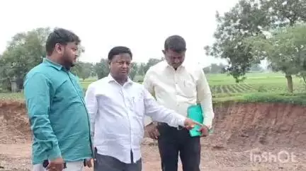जळगाव: धरणगाव तालुक्यातील टहाकळी येथील शेतातून लाखो ब्रास मुरूम चोरीस शेतकरी कैलास भोळे यांची माहिती