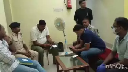 जामताड़ा: जामताड़ा के प्रभात इन होटल में संदिग्ध हालत में मिला युवक का शव, जांच के लिए पहुंचे एसडीपीओ