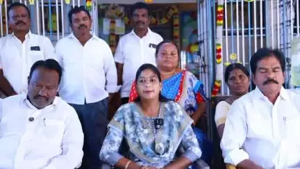 మాజీ ఎమ్మెల్యే ప్రసన్నకుమార్ రెడ్డి బహిరంగ క్షమాపణ చెప్పాలి: సూళ్లూరుపేట ఎమ్మెల్యే నెలవల విజయశ్రీ