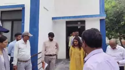 मोहन बड़ोदिया: कलेक्टर सुश्री बाफना ने बड़ोदिया क्षेत्र के ग्रामों में विभिन्न विकास कार्यों का निरीक्षण किया