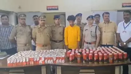 कानपुर: जीआरपी और आरपीएफ की संयुक्त टीम ने चेकिंग के दौरान अवैध शराब की तस्करी करने वाले एक आरोपी को गिरफ्तार किया