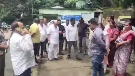 ରେଢାଖୋଲ: ଯୁଯୋମୁରା ବ୍ଲକ କାର୍ଯ୍ୟାଳୟ ଠାରେ ରେଢ଼ାଖୋଲ ବିଧାୟକଙ୍କ ଗୁରୁତ୍ବପୂର୍ଣ୍ଣ ସମୀକ୍ଷା ବୈଠକ ଅନୁଷ୍ଠିତ