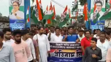 বসিরহাট ১: BJP শাসিত রাজ্যগুলিতে বাংলাভাষী মানুষদের হেনস্থার বিরুদ্ধে সাকচুড়া বাজারে প্রতিবাদ মিছিল তৃণমূলের, উপস্থিত বিধায়ক