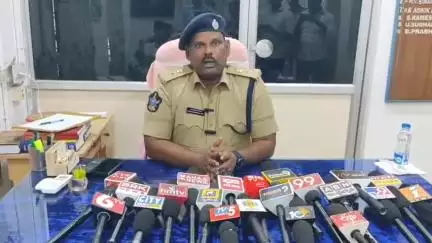 నూజెండ్లలో దంపతులపై పెట్రోల్ పోసి హత్య చేసిన కేసులో అన్నికోణాల్లో దర్యాప్తు చేస్తున్నాము: పల్నాడు ఎస్పీ
