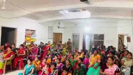 समेली: समेली परिसर में प्रखंड स्तरीय ऋण शिविर का भव्य आयोजन