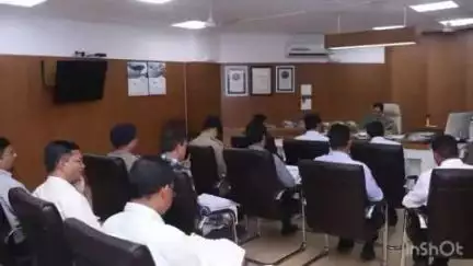 સુબીર: જીલ્લા સેવા સદન ખાતે કલેકટરે આરોગ્ય અને પોષણ સહિતનું પ્રેઝન્ટેશન નિહાળ્યું