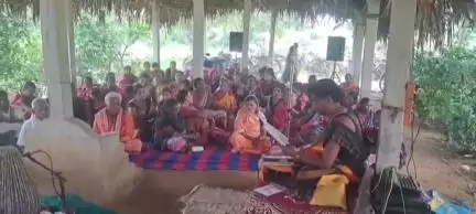 ସୋନପୁର: ଦିଗଶିରା ବୁଦ୍ଧରାମ ସିଦ୍ଧ ଆଶ୍ରମରେ ପବିତ୍ର ସଂକ୍ରାନ୍ତି ଅବସରରେ ରାମାୟଣ ପରାୟଣ ସାଙ୍ଗକୁ ମାଁ ପାଇଁ ଗଛ ଟିଏ  କାର୍ଯ୍ୟକ୍ରମ ଅନୁଷ୍ଠିତ
