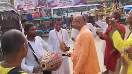 सिमडेगा: सिमडेगा में निकला भव्य नगर संकीर्तन, गूंजा 'हरे कृष्ण' महामंत्र