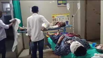 बांसवाड़ा: आकाशवाणी के पास इको वैन ने स्कूटी को चपेट में लिया, एक व्यक्ति की मौत, दूसरा घायल, एमजी अस्पताल में उपचार जारी