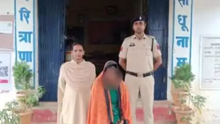 चांपा: बिर्रा पुलिस ने सेमरिया गांव में हत्या के मामले में फरार आरोपी महिला को किया गिरफ्तार