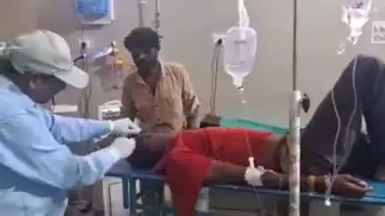 बागीदौरा: भोयन घाटी रोड पर टेम्पो पलटने से 30 वर्षीय व्यक्ति को लगी गंभीर चोट, एमजी अस्पताल में भर्ती