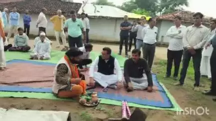 आमला: आमला विधायक द्वारा चोपना में सामुदायिक भवन का भूमि पूजन