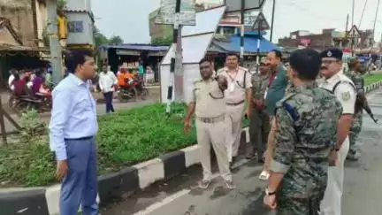 सरैयाहाट: सड़क जाम की समस्या से निजात दिलाने एसपी पहुंचे हंसडीहा, पदाधिकारियों को दिए निर्देश