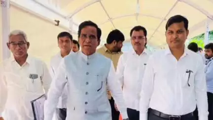 जाफराबाद: मा. कें.रेल्वे राज्यमंत्री रावसाहेब पाटील दानवे यांनी मुंबई विधानभवनात लावली उपस्थिती साधला जुन्या सहकाऱ्यांशी संवाद