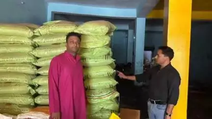 बीसलपुर: कालाबाजारी रोकने के लिए कृषि अधिकारी ने जिले भर में खाद की दुकानों पर की छापेमारी