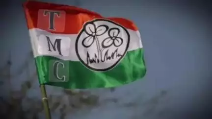 মুর্শিদাবাদ জিয়াগঞ্জ: ২১শে জুলাইের আগে জিয়াগঞ্জ আজিমগঞ্জ শহর কংগ্রেসের উদ্যোগে ৬নং
ওয়ার্ডে বিশেষ আলোচনা সভা ও প্রচারে উপস্থিত পৌরপিতা