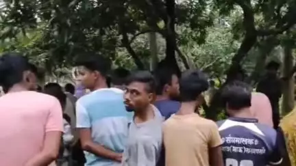সামশেরগঞ্জ: ধুসরীপাড়া কলোনি লিচু বাগান থেকে এক অজ্ঞাত পরিচয় যুবকের মৃতদেহ উদ্ধার, তদন্তে পুলিশ