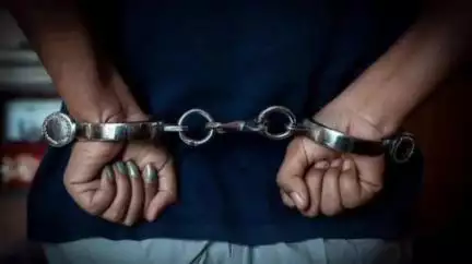 বারুইপুর: বেআইনি মাদক সেবনের অপরাধে উত্তরভাগ  এলাকা থেকে তিন ব্যক্তিকে গ্রেপ্তার করল পুলিশ