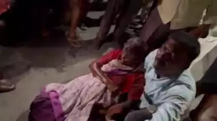 గుంతకల్లు: గుత్తి లో జరిగిన రోడ్డు ప్రమాదంలో తీవ్రంగా గాయపడిన లక్ష్మీదేవి (65) అనే వృద్ధురాలు అనంతపురంలో చికిత్స పొందుతూ మృతి