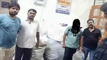 सिंदखेड राजा: साखरखेर्डा येथे किराणा दुकानात अवैध गुटख्यासह ३ लाख ९५ हजार रुपयांचा मुद्देमाल जप्त,एका जणांविरुद्ध गुन्हा दाखल