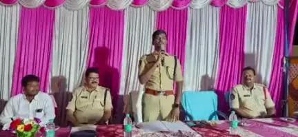 కళ్యాణదుర్గం: సైబర్ నేరగాళ్ల పట్ల చాలా ప్రమాదంగా ఉండాలి: అనుంపల్లి పల్లె నిద్రలో జిల్లా ఎస్పీ జగదీష్
