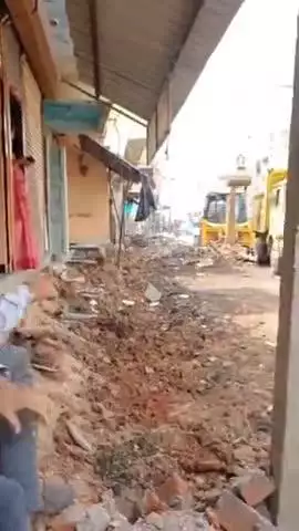 गांगड़तलाई: अतिक्रमण हटाने के बाद नई सड़क निर्माण का रास्ता साफ, कार्रवाई के दौरान सल्लोपाट एवं पुलिस लाइन का जाप्ता तैनात रहा