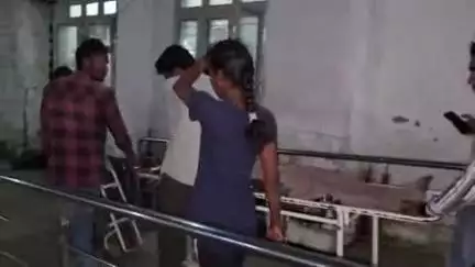 बैतूल नगर: लिखड़ी गांव में जहरीला पदार्थ पीने से व्यक्ति की हालत बिगड़ी, भोपाल रेफर, पति-पत्नी में हुआ था विवाद