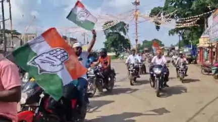 ବସ୍ତା: ବସ୍ତାରେ ବାଲେଶ୍ୱର ଏଫ୍‌ଏମ୍‌ କଲେଜ ଛାତ୍ରୀଙ୍କୁ ନ୍ୟାୟ ଦାବିରେ ବନ୍ଦ