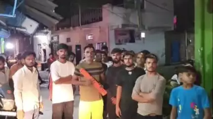 मैनपुरी: गुलाब बाग में गाली-गलौज का विरोध करने पर दूसरे समुदाय के लोगों ने कांवड़ियों के साथ की मारपीट, पुलिस जांच में जुटी