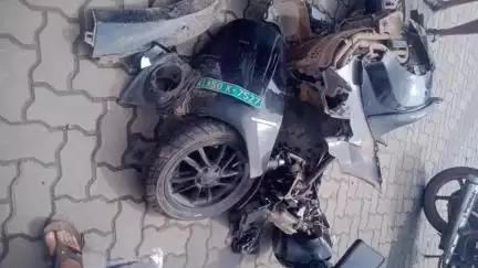 മണ്ണാർക്കാട്: മണ്ണാർക്കാട് എംഇഎസ് കോളേജിനു മുന്നിൽ ഉണ്ടായ അപകടത്തിൽ രണ്ടുപേർക്ക് ഗുരുതരം , യുവാവിൻറെ തുടയെല്ല് തുളഞ്ഞ് പുറത്തുവന്നു