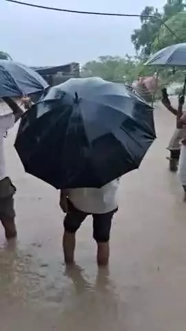 khejdhiya Khal. ka.hal gaw me bara pane
