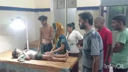 अजयगढ़: गुम्मी मील के पास बाइक सवार ने 7 वर्षीय बालक को मारी टक्कर, बालक गंभीर रूप से घायल, ज़िला अस्पताल रेफर