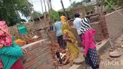 ब्यौहारी: पपौंध में नया घर बनने को लेकर हुआ विवाद, मौके पर पहुंची पुलिस