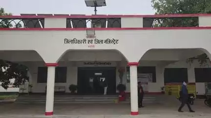ज्ञानपुर: भदोही में बारिश के कारण कक्षा 8 तक के स्कूलों में अवकाश, परिषदीय विद्यालयों में शिक्षकों की उपस्थिति अनिवार्य
