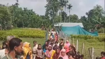 নগাঁও: ৰূপহীহাটৰ পূৱ লৰিৰমুখত শহুৰেকৰ নিৰ্যাতনৰ বলি হৈ মৃত্যুক সাৱটি লয় এজন যুৱকে