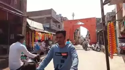 एरंडोल: एरंडोल शहरात महाजन कलेक्शन समोर महिलेच्या पिशवीतील चार लाख ६० हजाराची रोकड लांबवली, एरंडोल पोलिसात गुन्हा दाखल