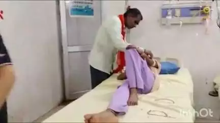 बांदा: शहर के छोटी बाजार मोहल्ले में घर में साफ-सफाई कर रही किशोरी को जहरीले सांप ने काटा, किशोरी की हालत बिगड़ी