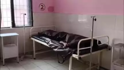 हैदरगढ़: छंदरौली रेलवे स्टेशन के यार्ड में अचेत अवस्था में मिले एक अज्ञात व्यक्ति को डॉक्टरों ने मृत घोषित किया