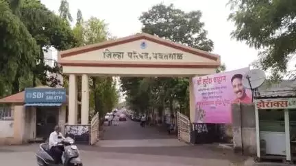 केळापूर: झरी येथील बाल विकास प्रकल्प अधिकारी अंगणवाडी भरती प्रकरणी निलंबित, जिल्हा परिषद यवतमाळ यांची माहिती