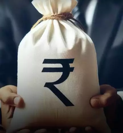 40,000 करदाताओं ने वापस लिए ₹1,045 करोड़ के फर्ज़ी क्लेम